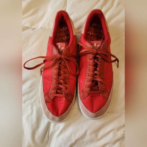 Men's Rod Laver Adidas Sneakers Size 12 - Picture 2 of 9